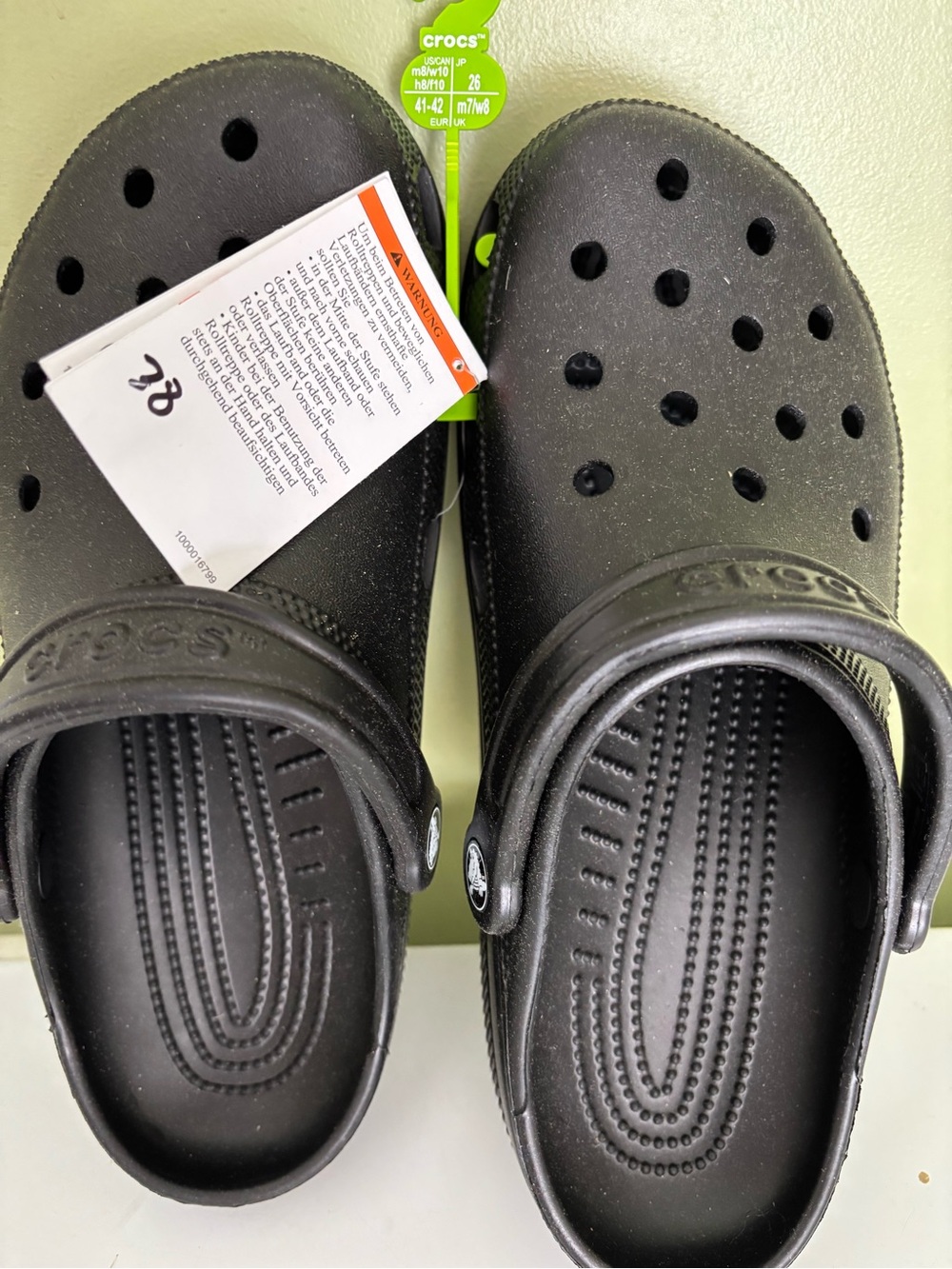 CROCS Classic-Style Clog in Black - Picture 3 of 4